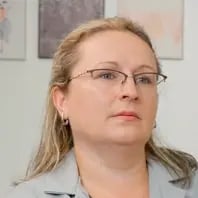 Dr. Elizabeth Mlynarczyk